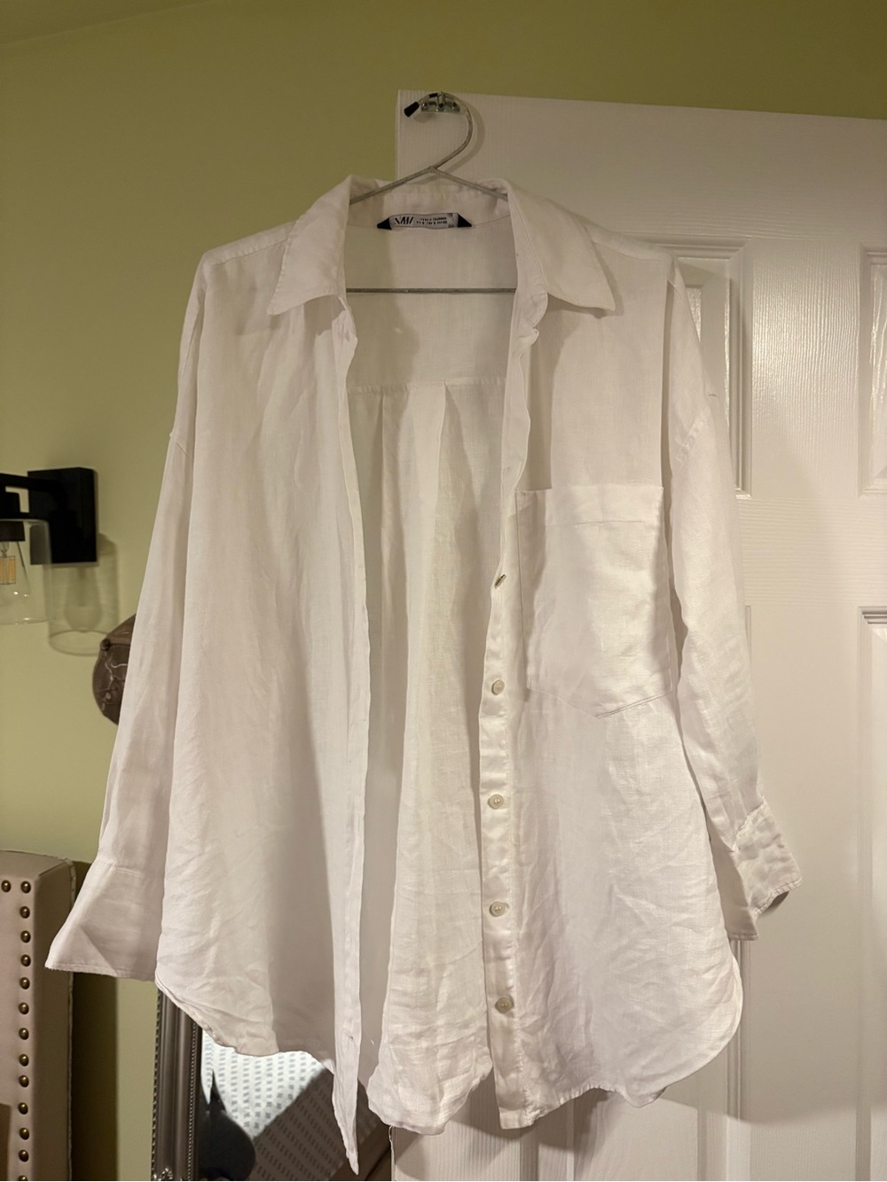 Zara White Button-Up Shirt